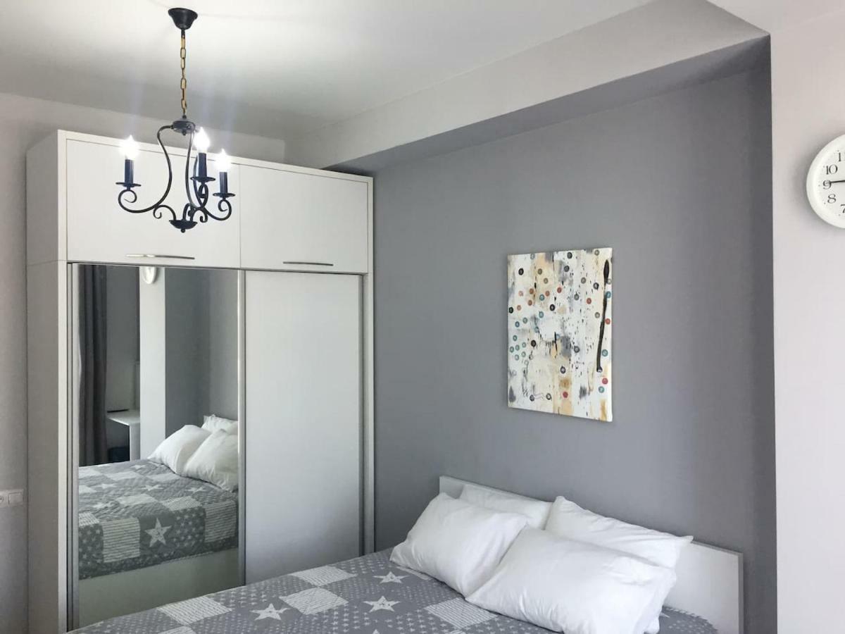 טביליסי Sunny Apartment Ortachala מראה חיצוני תמונה