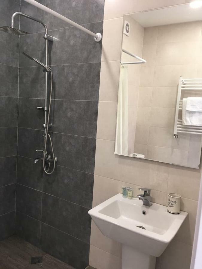 טביליסי Sunny Apartment Ortachala מראה חיצוני תמונה
